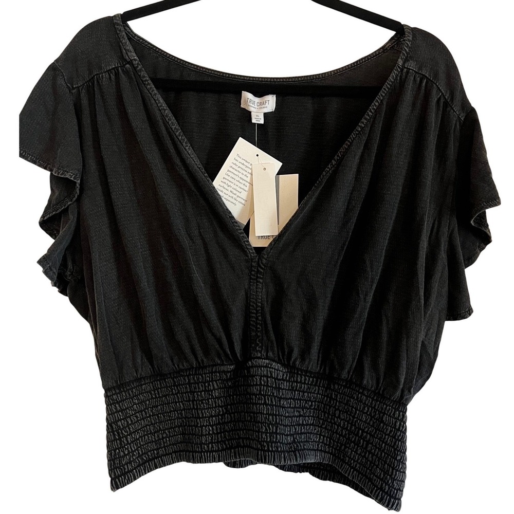 True Craft Women XL Washed Black V-Neck Smocked Crop Top Flutter Sleeve NWT